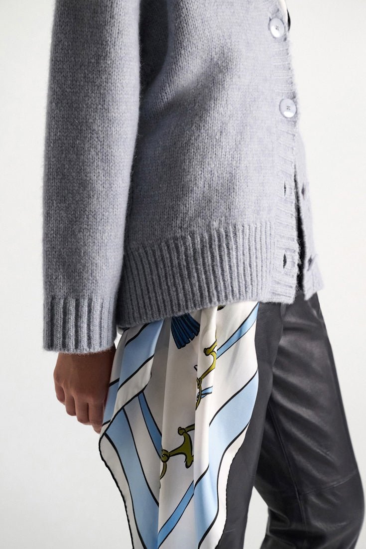 urban favorite cardigan DS