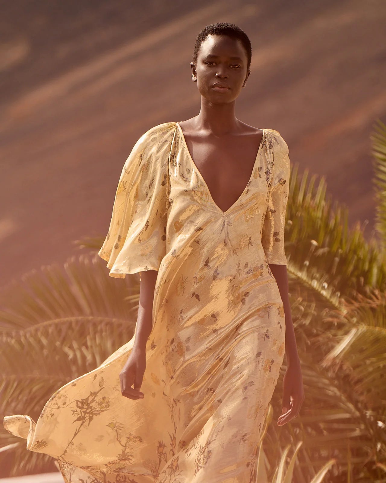 Julia dress Gold