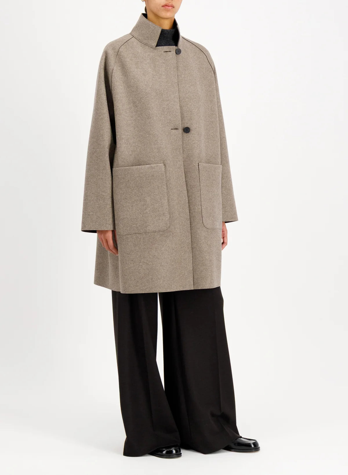 reversible raglan cape with Loro Piana favric