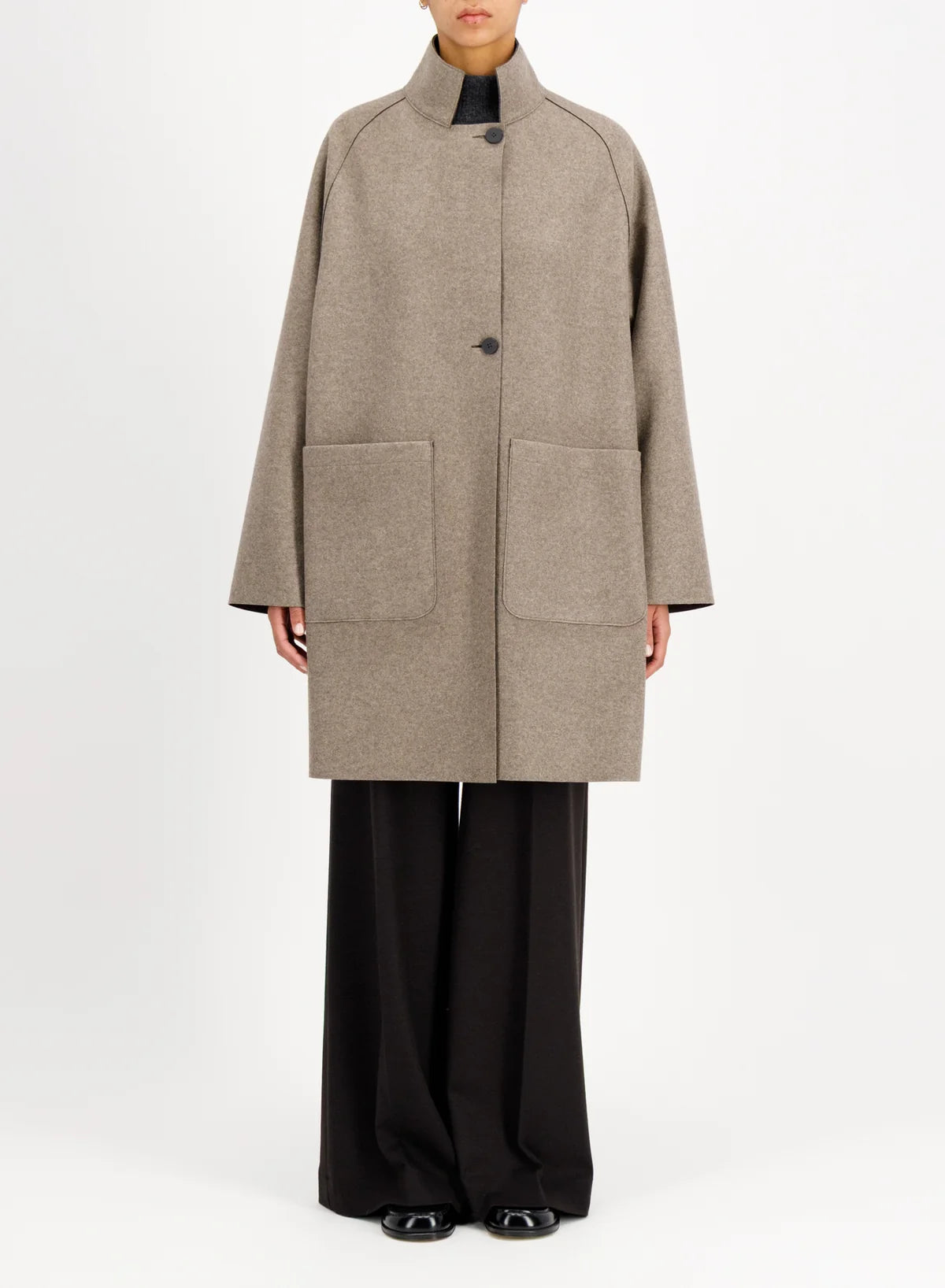 reversible raglan cape with Loro Piana favric