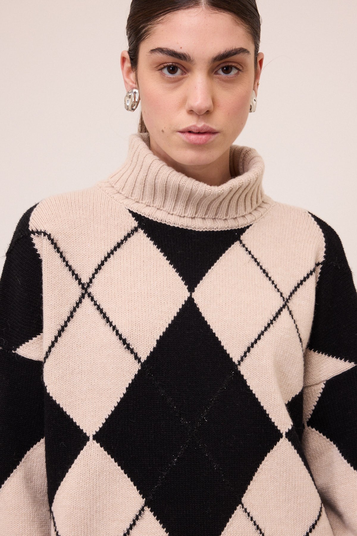 Argyle turtleneck sweater crème/zwart — ottod'ame