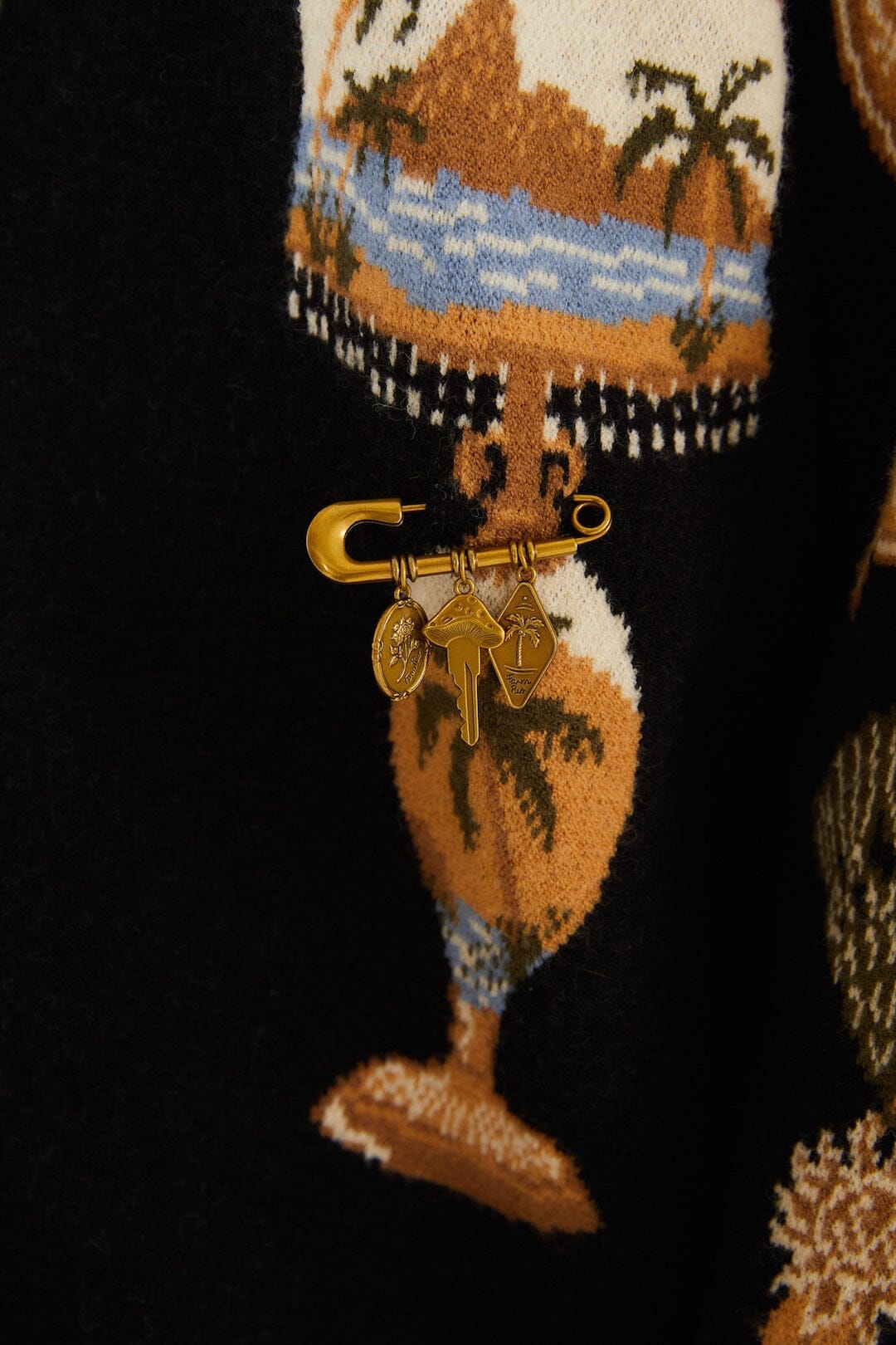 vintage souvenirs knit cardigan